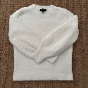 Banana Republic Fuzzy Crew-Neck Sweater in Ivory White, Size SP